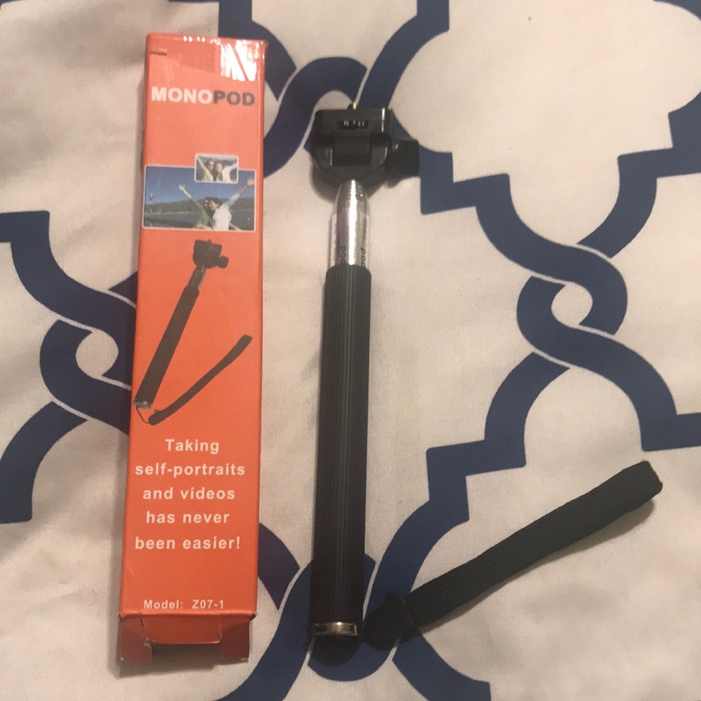 Monopod - Picture 2 of 3